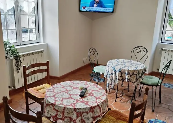 Casa Beija Flor Ortencias 招待所 3*